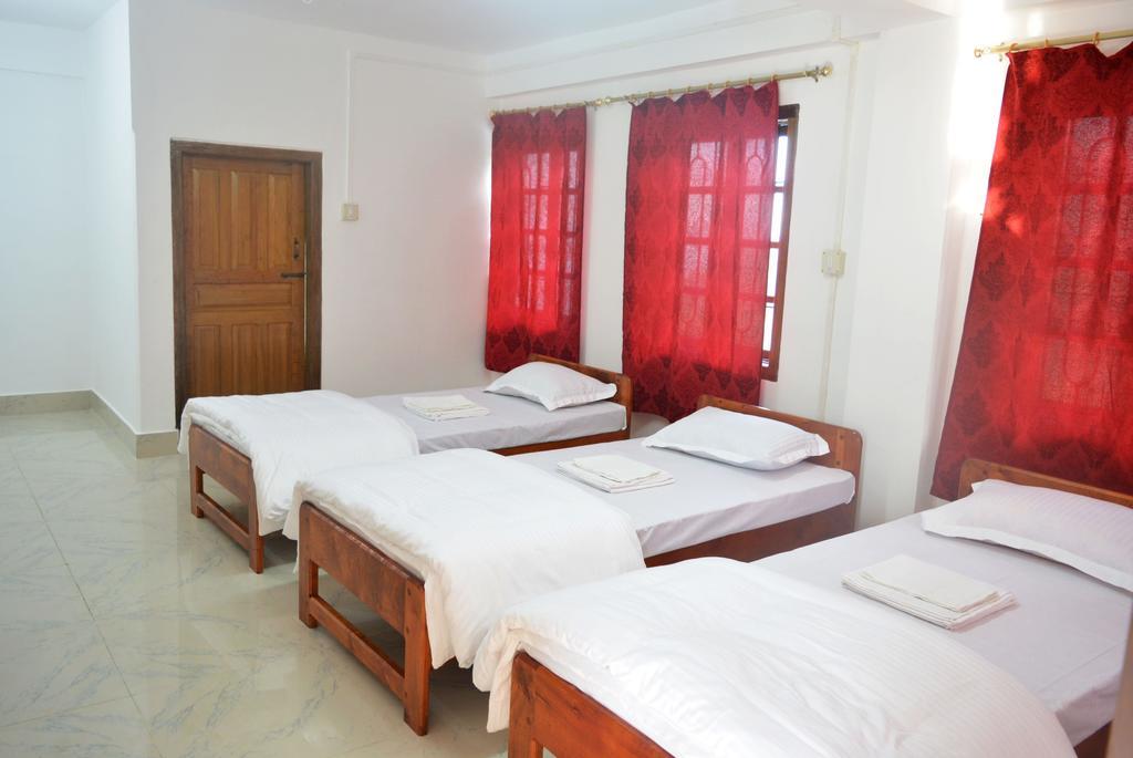 Dovipie Inn Kohima Luaran gambar